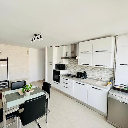 Denis Apartament Τούρντα Εξωτερικό φωτογραφία