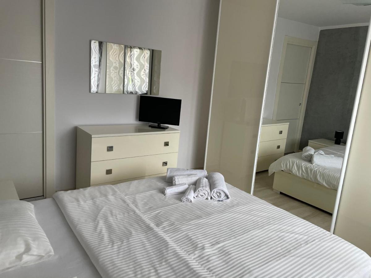 Denis Apartament Τούρντα Εξωτερικό φωτογραφία