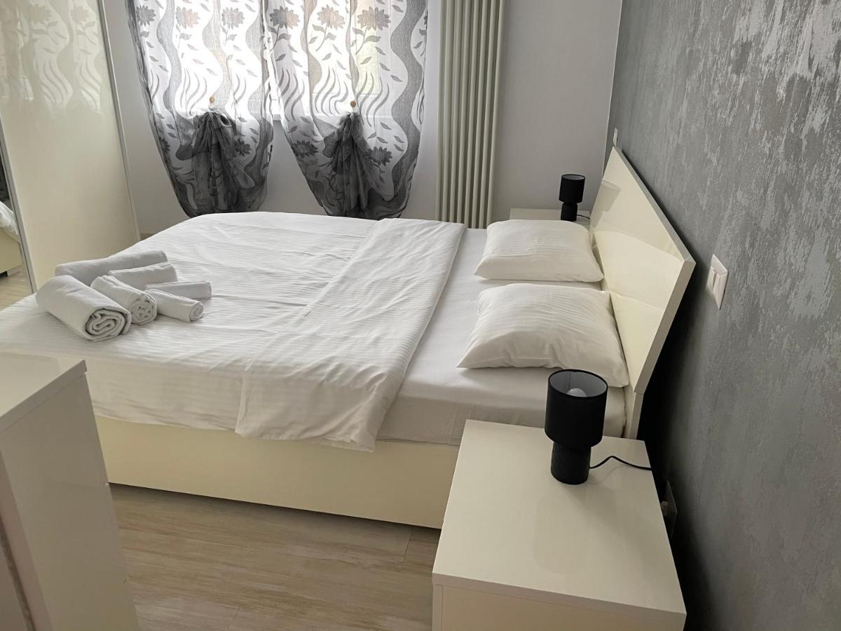 Denis Apartament Τούρντα Εξωτερικό φωτογραφία